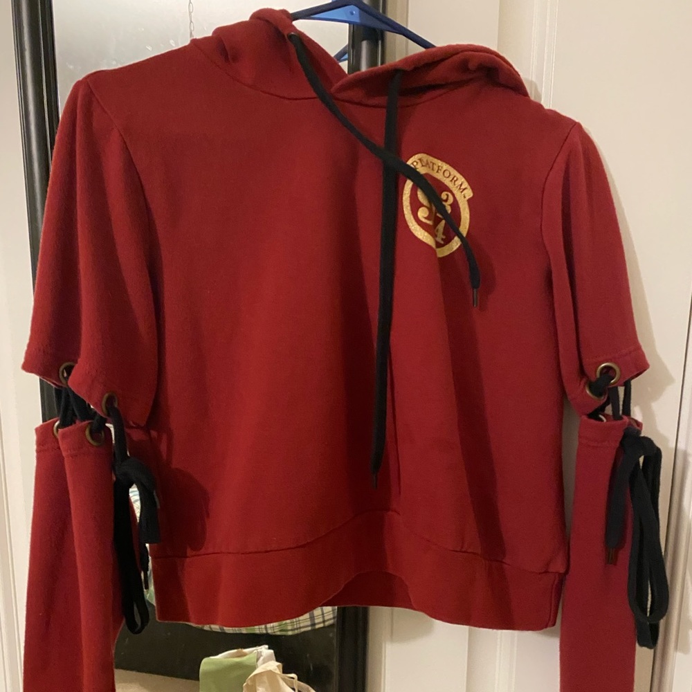 Harry Potter 9 3/4 Sweater Crop Too